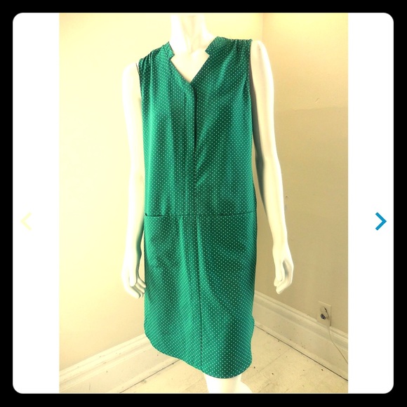 Sleeveless polka dot dress - Picture 1 of 4